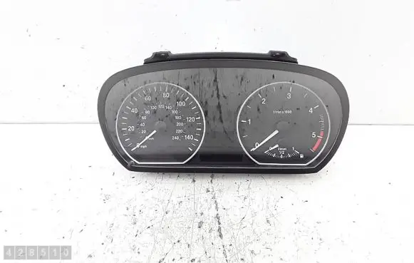 BMW 1 E81 E87 Speedometer (instrument cluster) 102498293