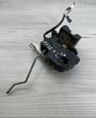 Mazda 2 Tailgate/trunk/boot lock/catch/latch