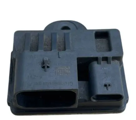 Glow plug pre-heat relay