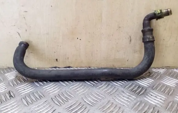 Volvo S70 V70 V70 XC Engine coolant pipe/hose