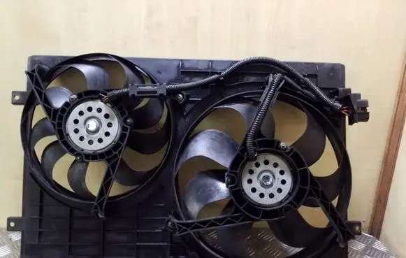 Skoda Fabia Mk1 (6Y) Radiator cooling fan shroud 6Q0121207A 6Q0959455L 6Q0959455H