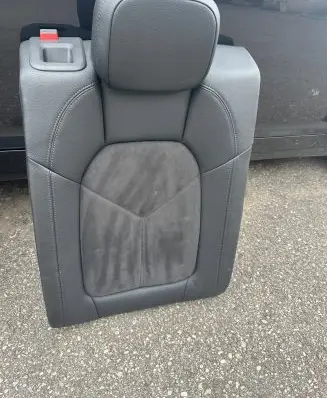 Porsche Macan (95B) Rear seat 95BHIS00000