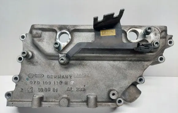 Volkswagen PASSAT B5 Timing chain cover 07D109130M