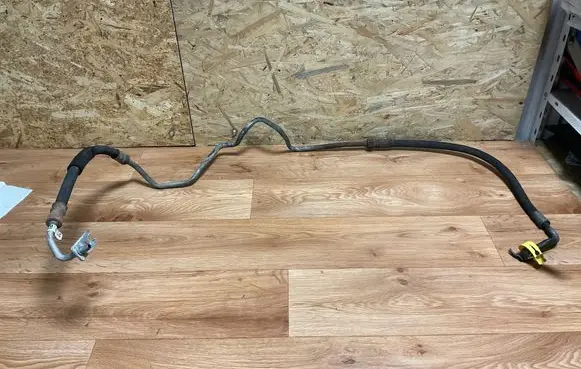 Opel Insignia A Power steering hose/pipe/line 26135777 13311241