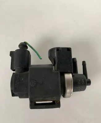 Audi A4 S4 B7 8E 8H Oil level sensor 079906690