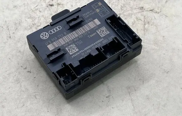 Audi A5 8T 8F Central locking switch button T1780 4F0959792R