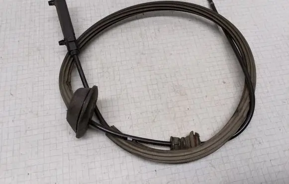 Volkswagen Golf V Engine bonnet/hood lock release cable 1K1823535A