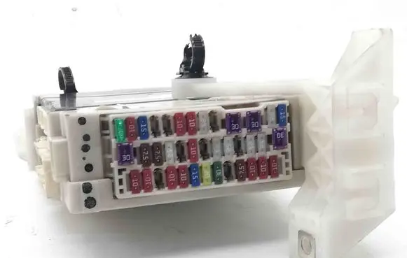 Toyota Prius (XW30) Central body control module 8922147150