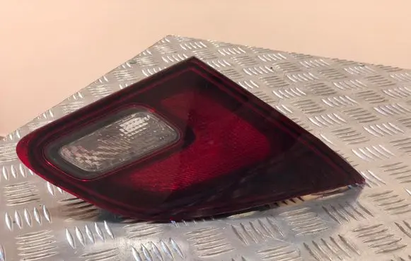 Opel Astra J Tailgate rear/tail lights