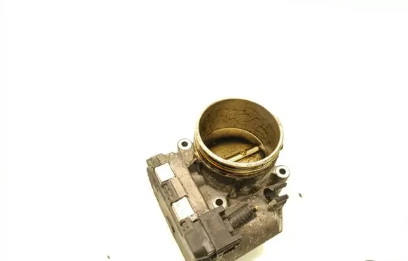 Volvo XC90 Throttle valve 30711554