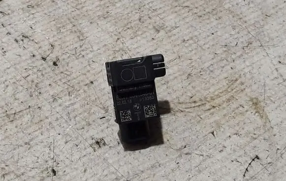 BMW 5 G30 G31 Airbag deployment crash/impact sensor 9341546
