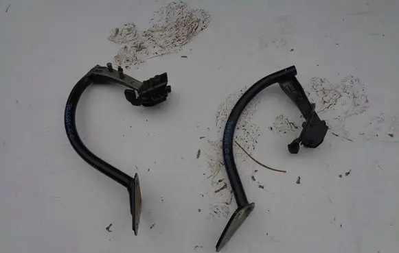 Volkswagen PASSAT CC Tailgate/trunk/boot hinge