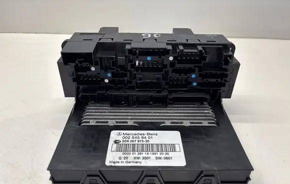 Mercedes-Benz C W203 Fuse box set 0025459401