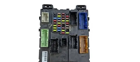 Ford Escape III BSM Control unit GV6T14A073 GV6T14A073JF 0B101