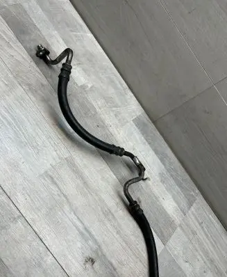 Mercedes-Benz E W212 Power steering hose/pipe/line A2124001724