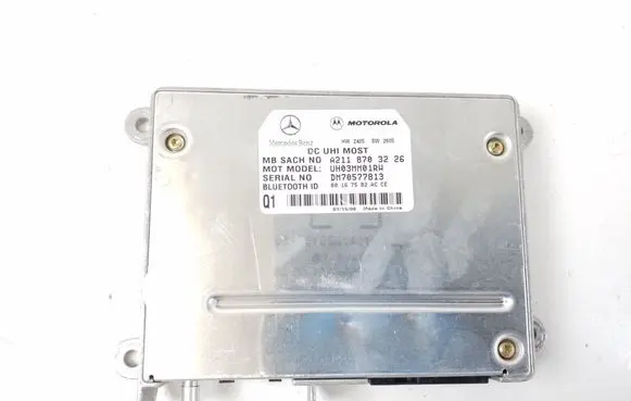 Mercedes-Benz E W211 Bluetooth control unit module A2118703226
