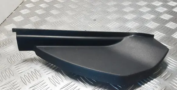Mercedes-Benz GLE (W166 - C292) Dashboard side end trim A1666800307