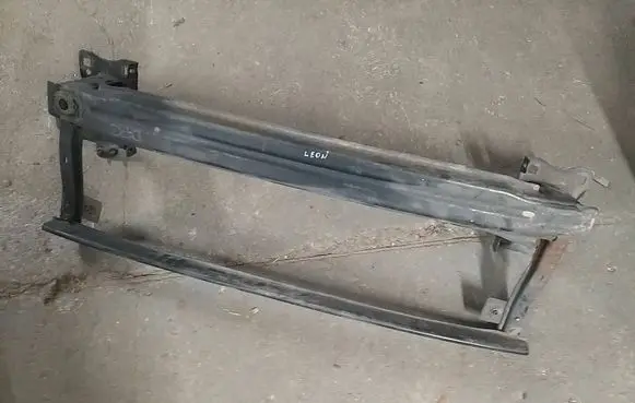 Seat Leon (5F) Front bumper support beam