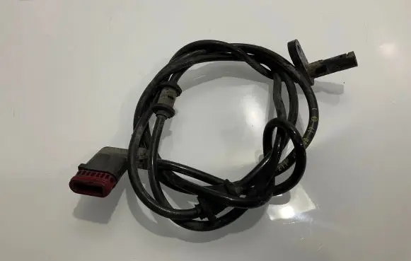 Mercedes-Benz E W211 ABS rear brake sensor A2115403017 2115403017