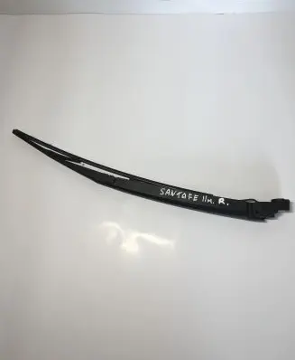 Hyundai Santa Fe Rear wiper blade arm