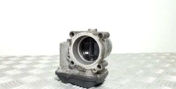 Skoda Octavia Mk2 (1Z) Throttle valve 03C133062S A2C53367619