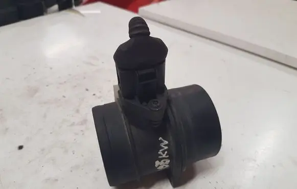 Audi A3 S3 8P Mass air flow meter 0281002461