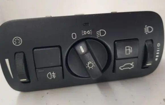 Volvo XC60 Light switch 30739413 04066312
