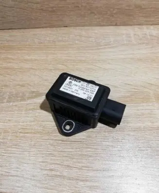 Audi A4 S4 B6 8E 8H ESP acceleration yaw rate sensor 8E0907637A 0265005245