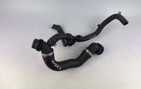 Mercedes-Benz E W213 Engine coolant pipe/hose A2135014100 A2138309000