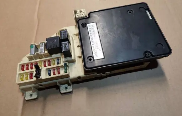 Chrysler Sebring (ST-22 - JR) Comfort/convenience module 04602368AH