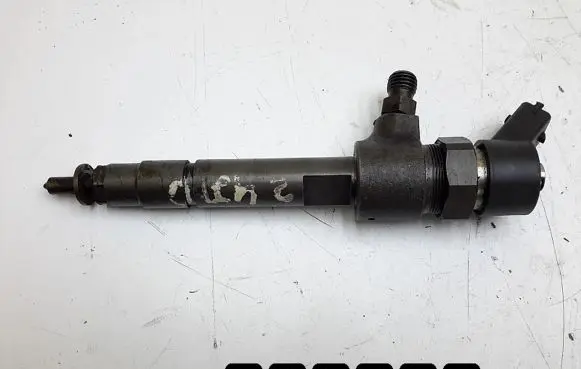 Alfa Romeo 166 Fuel injector