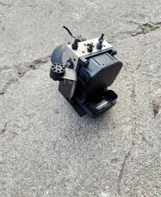 BMW 5 E39 ABS Pump 0265225005 34516757593