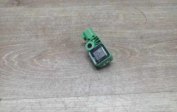Volvo S80 Airbag deployment crash/impact sensor 31264409