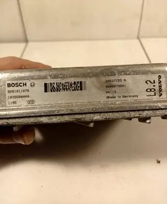 Volvo XC90 Engine control unit/module ECU 0000079801 30637733A
