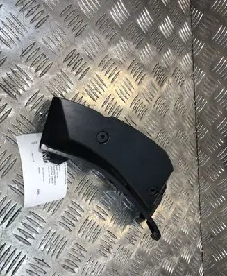 Subaru Legacy Rear/tail light trim molding 22020067