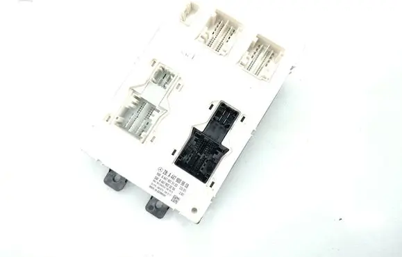 Mercedes-Benz Vito Viano W447 Central body control module A4479009808