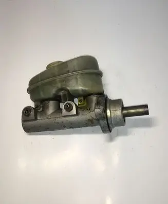 Jeep Cherokee Master brake cylinder