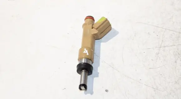 Toyota Auris 150 Fuel injector 232500T030