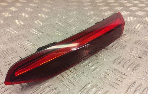 Volkswagen ID.3 Tailgate rear/tail lights 10A945308A
