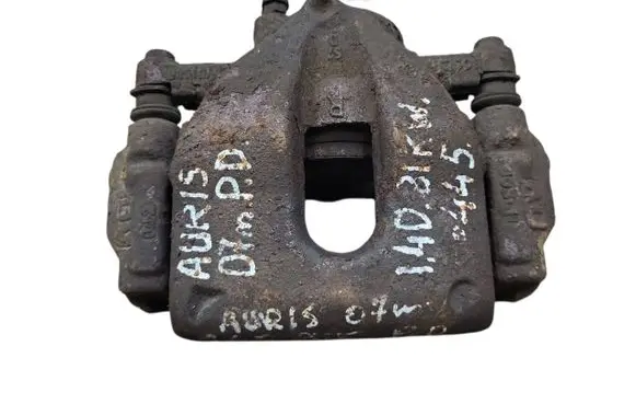 Toyota Auris 150 Front brake caliper 