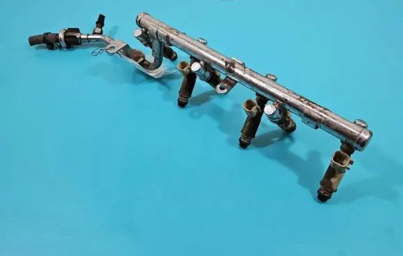 Ford Mondeo Mk III Fuel injector 1S7E-F7B IMPRK1366159