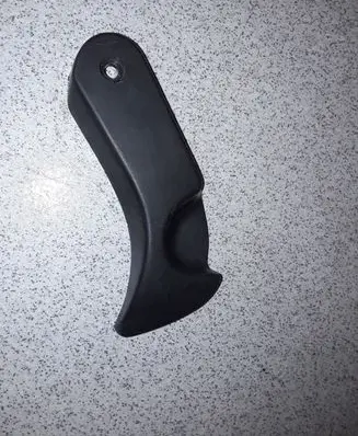 BMW 5 E39 Engine bonnet (hood) release handle 8226621