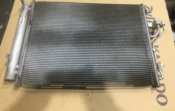KIA Sportage A/C cooling radiator (condenser) 976062Y500