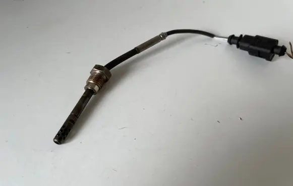 Audi A5 8T 8F Exhaust gas temperature sensor 059906088N