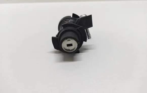 Mercedes-Benz C W204 Tailgate exterior lock A2047500061