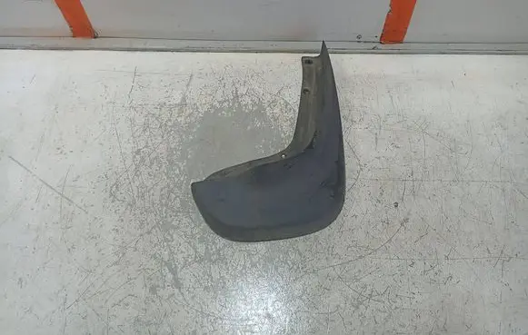 Volvo XC70 Rear mudguard 30744144