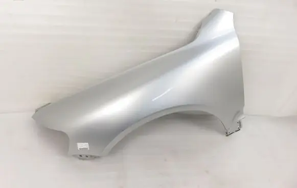 Volkswagen Touareg I Fender 
