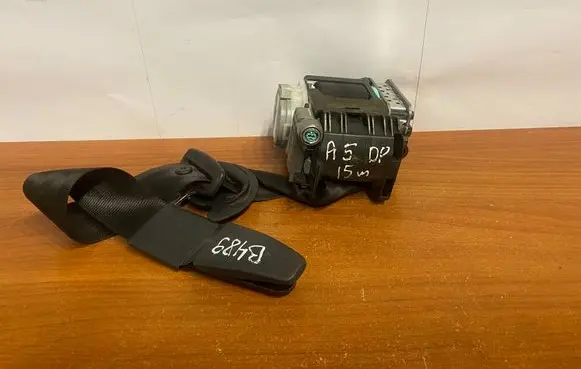 Audi A5 8T 8F Front seatbelt 8T8857706C 34068475A