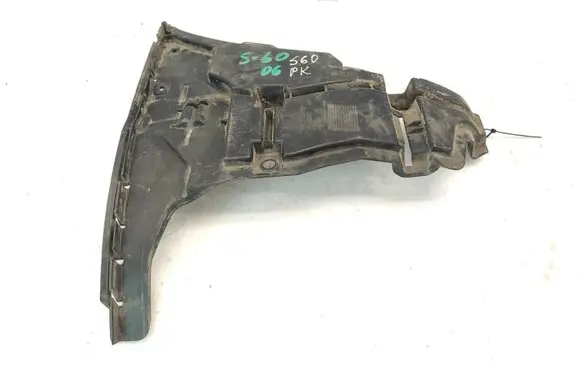 Volvo S60 Front bumper mounting bracket 08693181