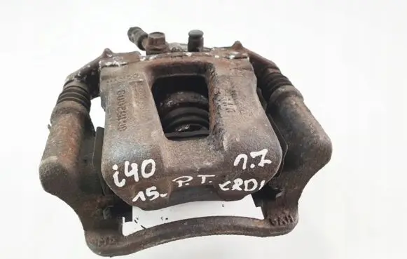 Hyundai i40 Rear brake caliper